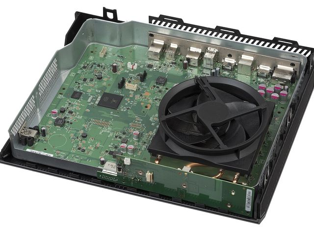 Чистка PlayStation 4 и 5 от пыли